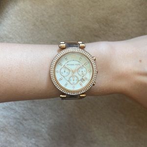 Michael Kors Parker Chrono MOP Dial Rose Gold SS Quartz Watch MK-5491